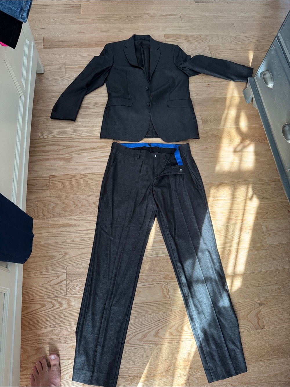 Kenneth Cole Reaction Men's Black Suit Two-Piece